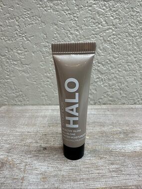 $5 🌙 Smashbox Halo Healthy Glow All In One Tinted Moisturizer LIGHT